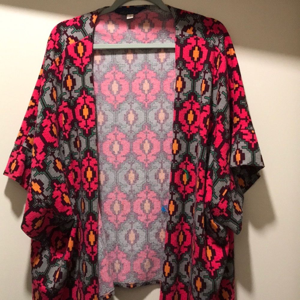 Geometric shawl